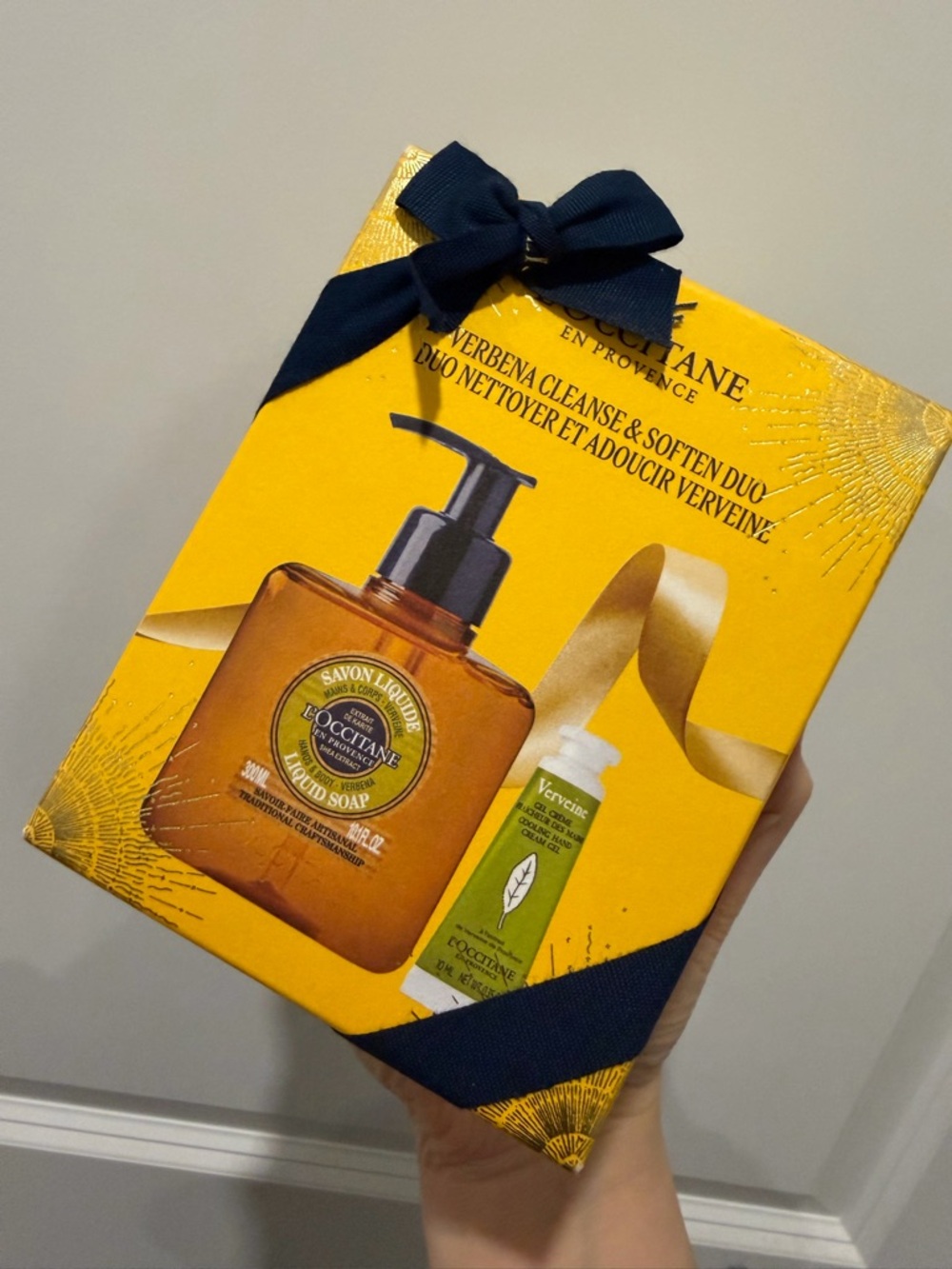 L'OCCITANE Verbena Hand Soap & Cream Set - Yellow & Navy